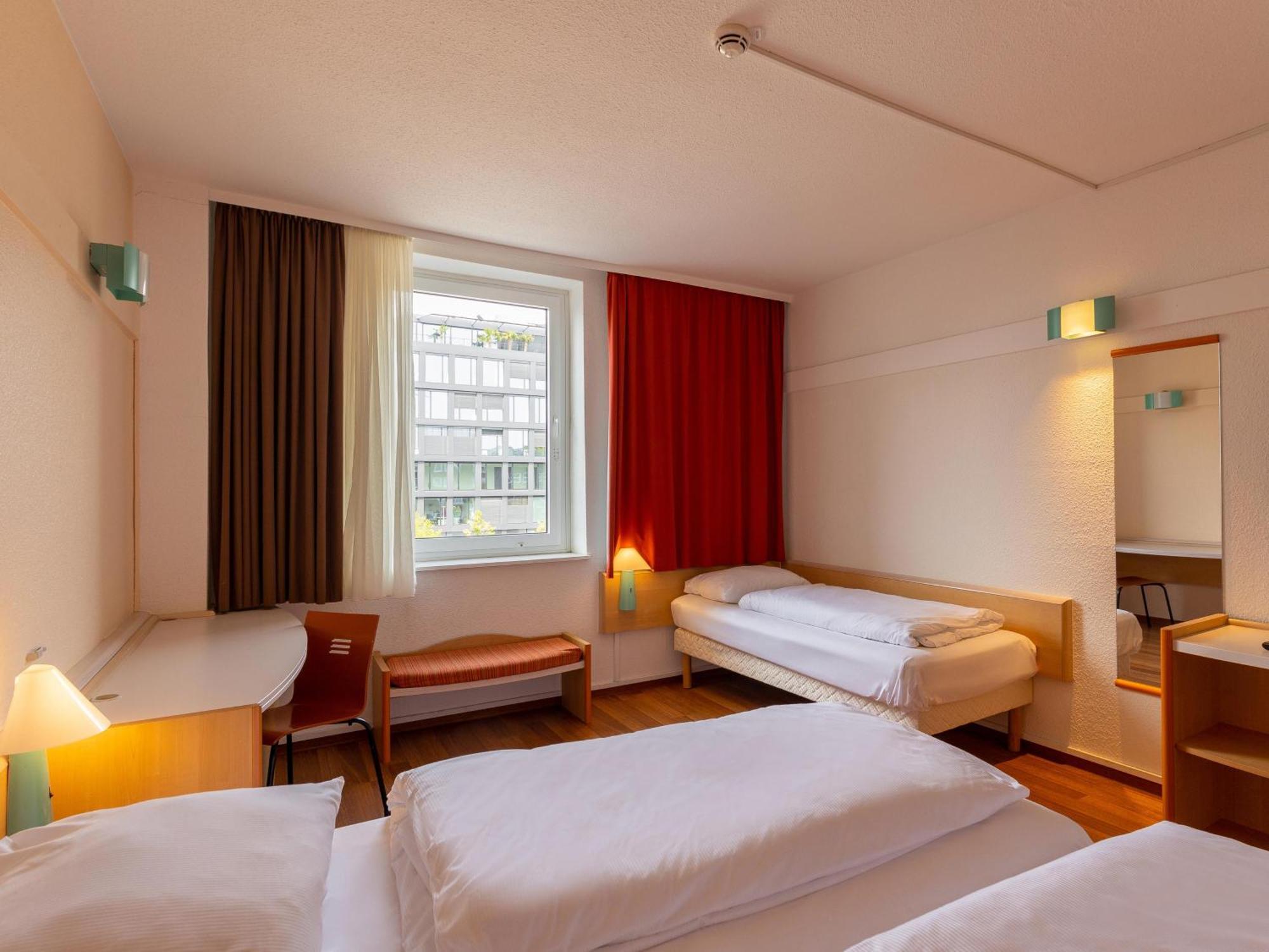 B&B Hotel Duisburg Hbf-Nord Exterior photo