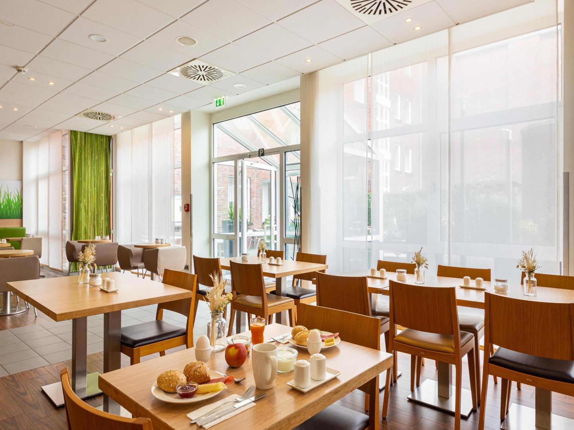 B&B Hotel Duisburg Hbf-Nord Exterior photo